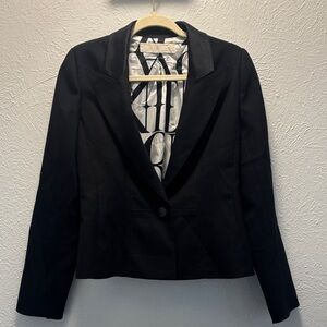 Valentino Vintage women’s size 8 blazer zipper on lower back excellent quality